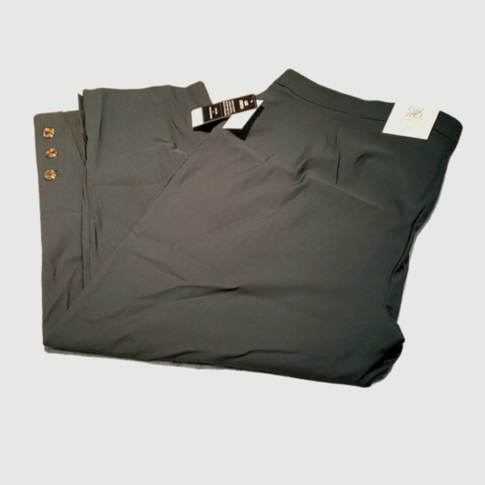 Roz & Ali Hunter Green Classic Fit Ankle Pants -